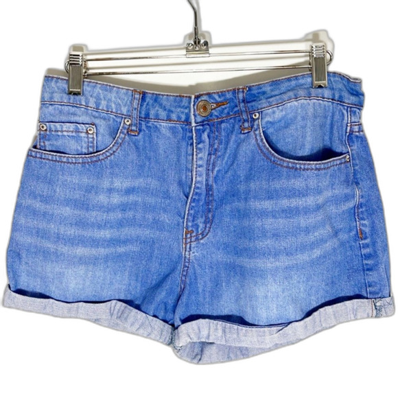 Forever 21 Lightwash Denim Rolled Cuff Shorts Blue Size 28 - Picture 1 of 9